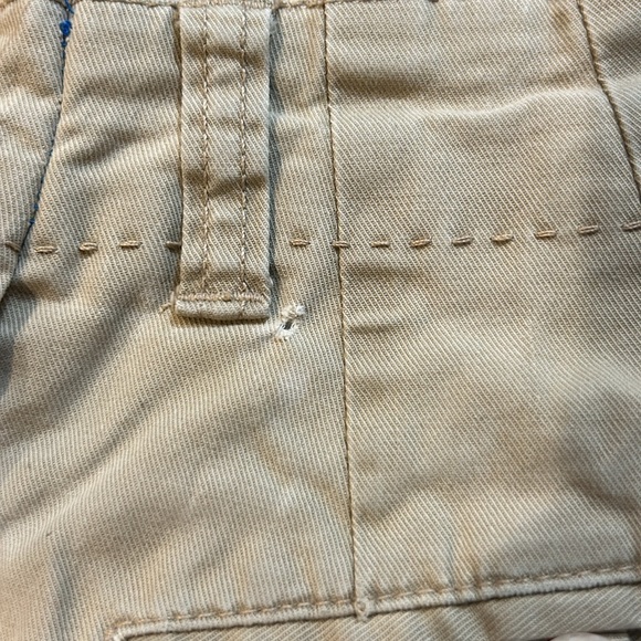 Talbots Petites Stretch Khaki Shorts - Picture 14 of 14